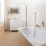 Wh * ليوبليانا